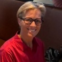 Annemieke Thyvaert